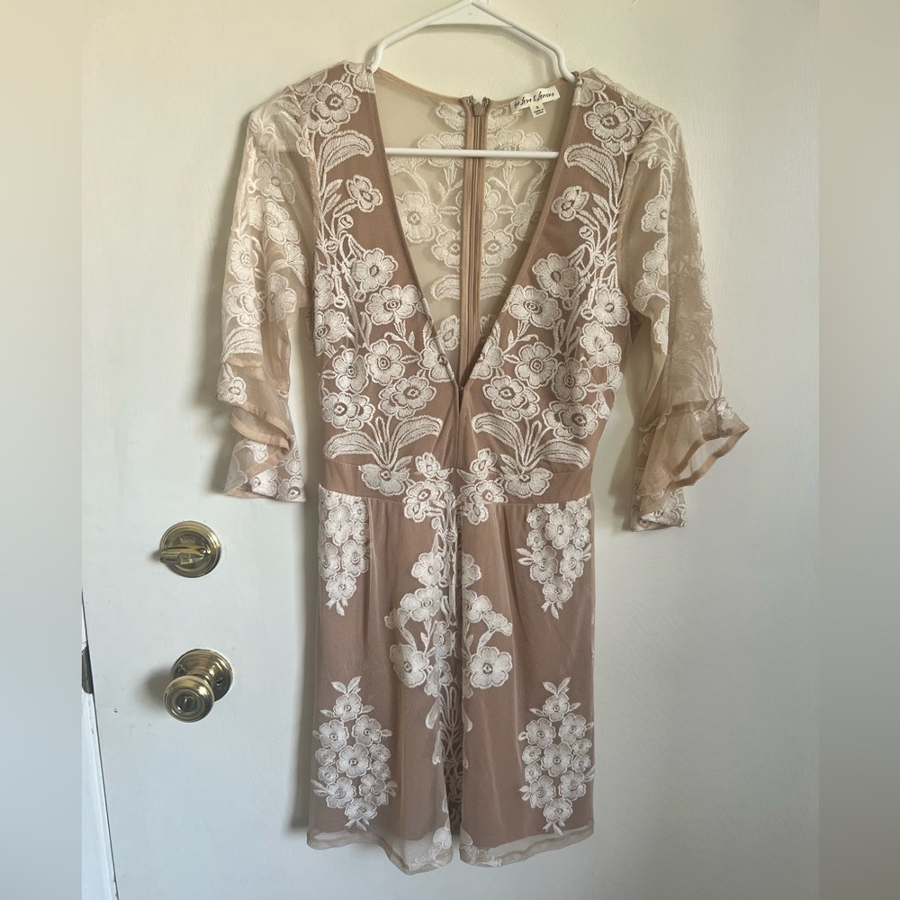 For Love And Lemons Beige Floral Lace Dress Size Small